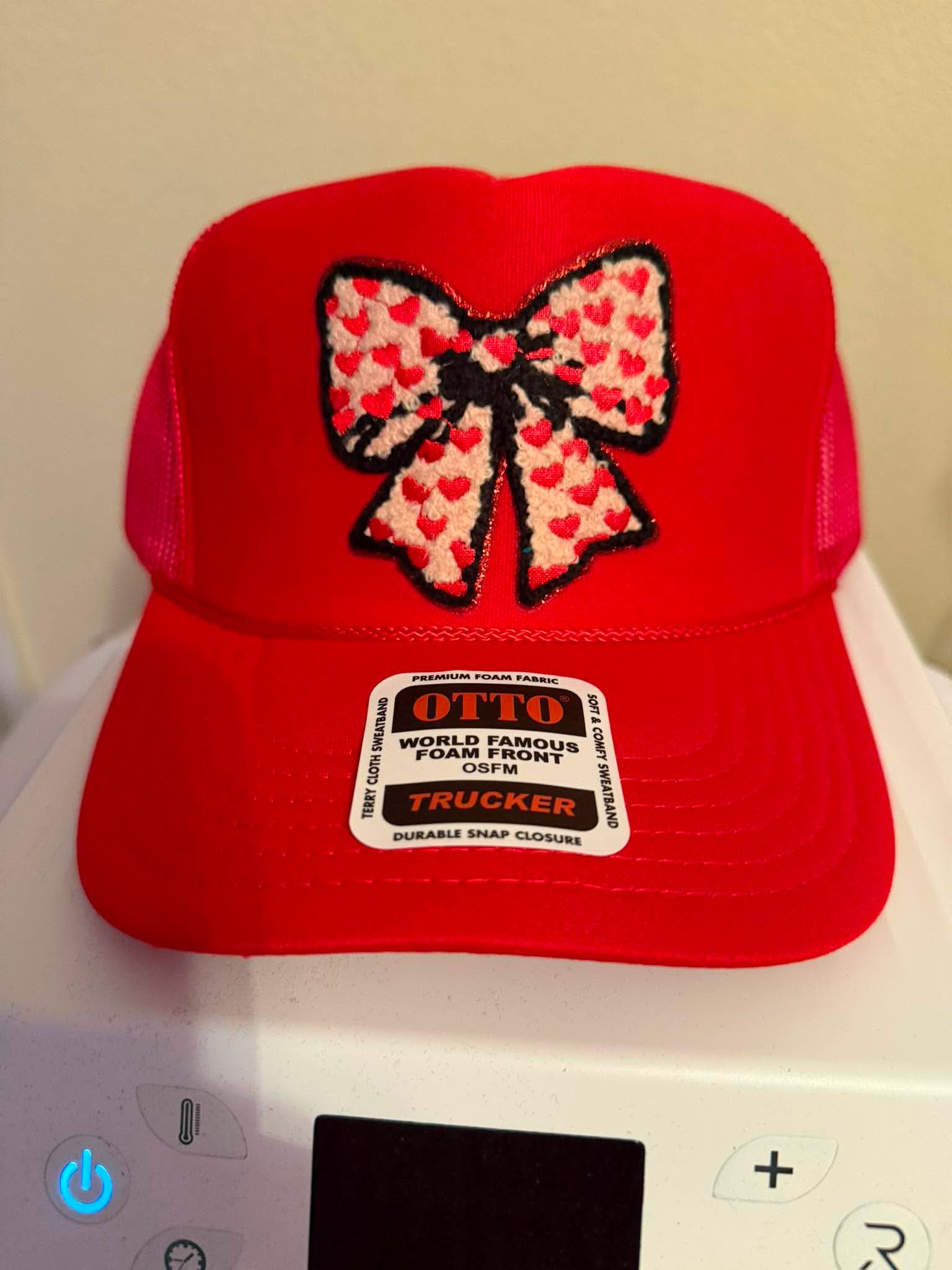 Sweetheart Bow Trucker
